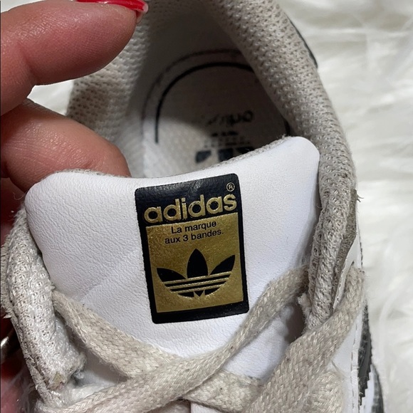 Adidas - Picture 4 of 5